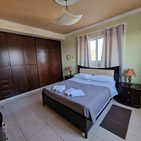 Family House 1 Near Airport Villa Paphos